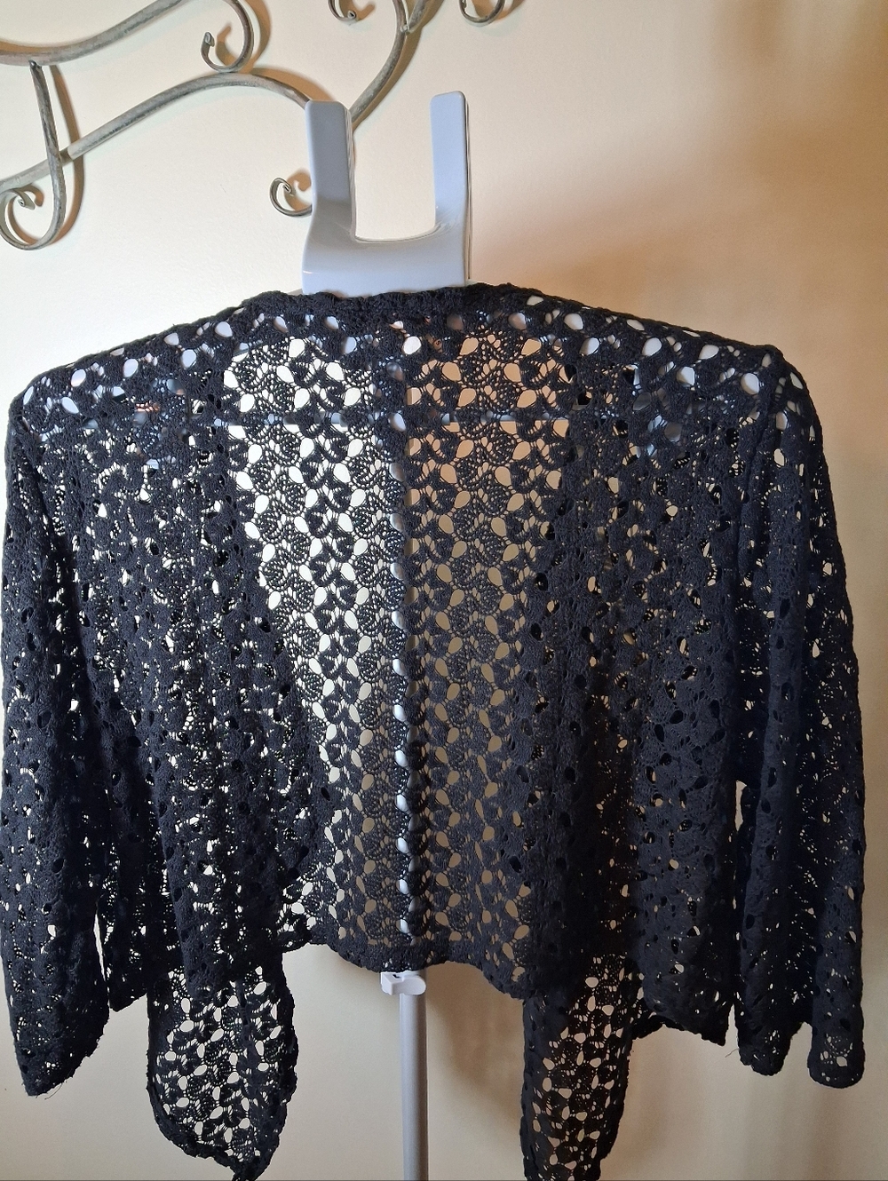 Black Open Front Crochet Cardigan - Picture 2 of 3